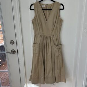CO COLLECTION Taupe Sleeveless Trapunto Hem Dress Size